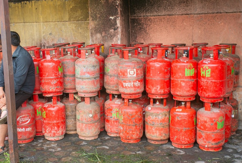 gas-cylinder-1785843123