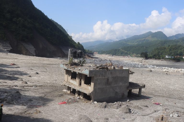 bhotekoshi-flood-1789024714 (1)